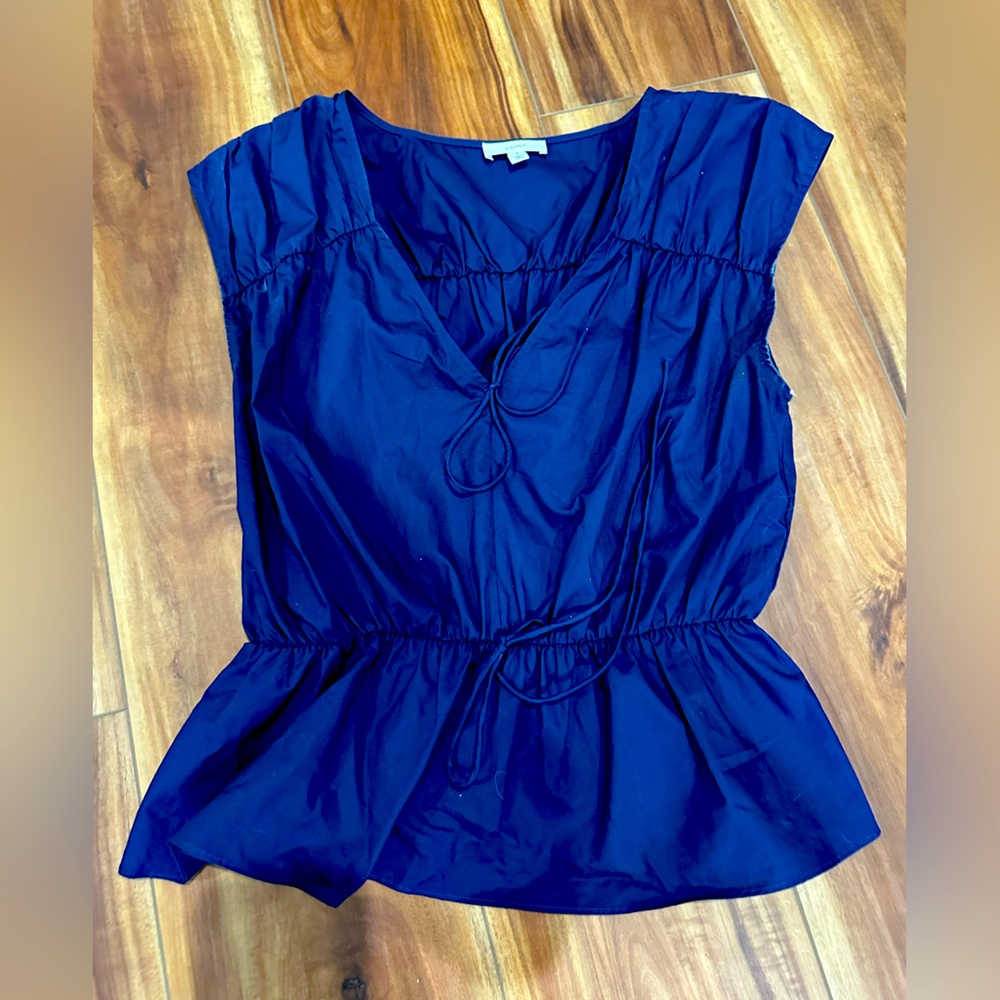 Women’s low cut, Navy Blue Top, Dillards